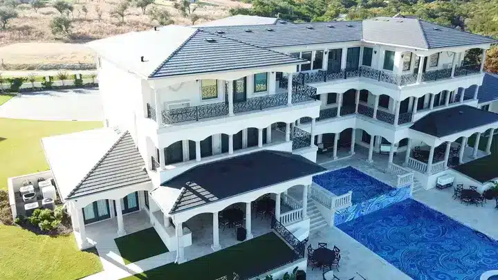 Why More Homeowners Are Choosing Luxury Roofing